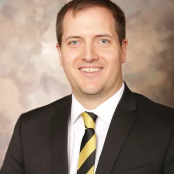 Dr_Andrew_Mangle